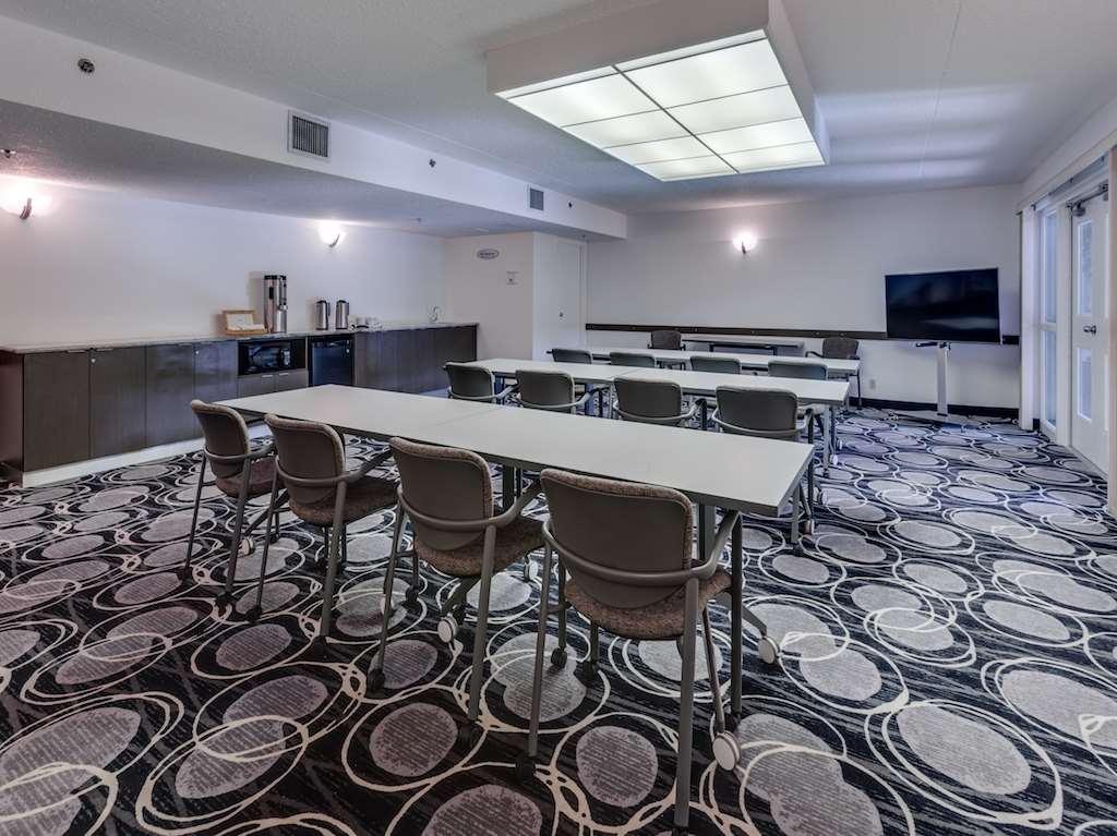 Heritage Inn Hotel & Convention Centre - High River Zařízení fotografie